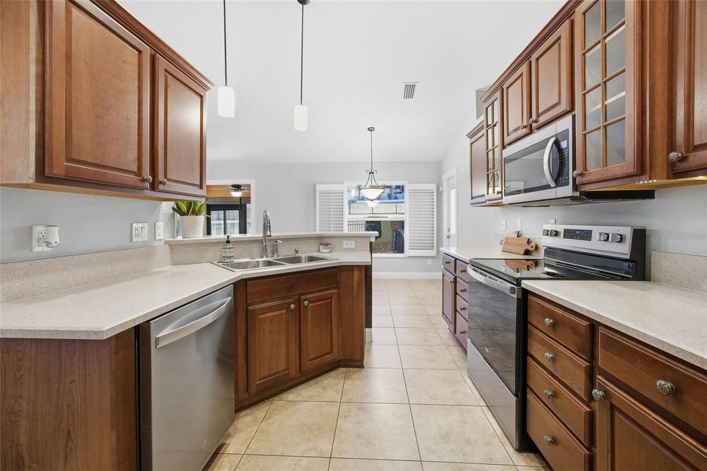 Image 18 of property listing at 6440 SW 50TH TERRACE, Ocala, FL 34474