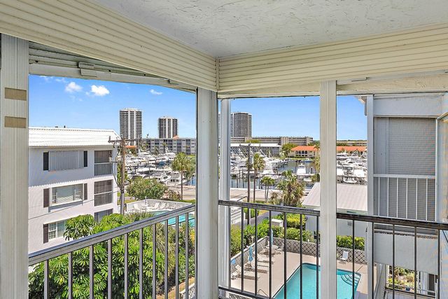 155 Yacht Club Drive 405, North Palm Beach, FL 33408