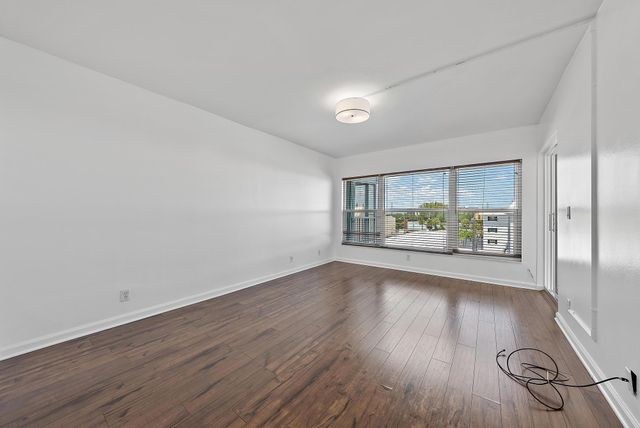 155 Yacht Club Drive 405, North Palm Beach, FL 33408