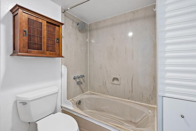 155 Yacht Club Drive 405, North Palm Beach, FL 33408