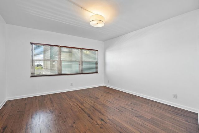 155 Yacht Club Drive 405, North Palm Beach, FL 33408