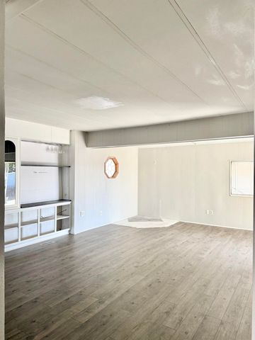 2627 W Midvalley Avenue 134, Visalia, CA 93277