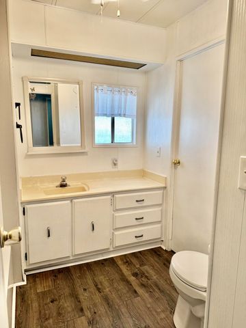 2627 W Midvalley Avenue 134, Visalia, CA 93277