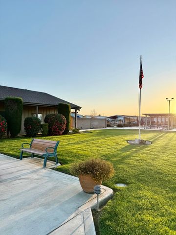 2627 W Midvalley Avenue 134, Visalia, CA 93277