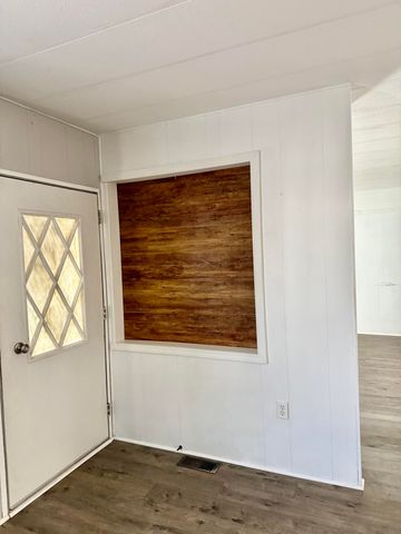 2627 W Midvalley Avenue 134, Visalia, CA 93277