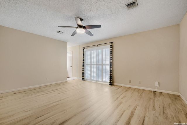 11834 BURNING BEND ST, San Antonio, TX 78249