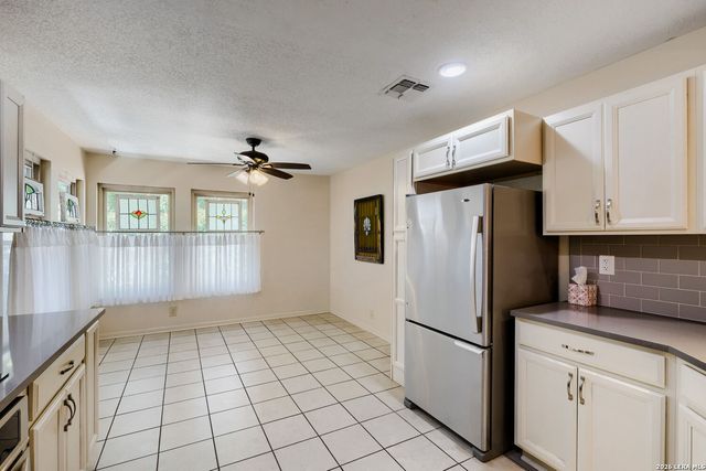 11834 BURNING BEND ST, San Antonio, TX 78249