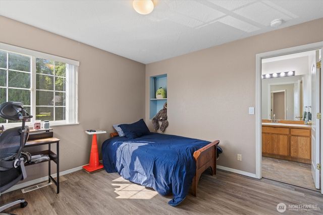 132 Lone Oak Road, Longview, WA 98632