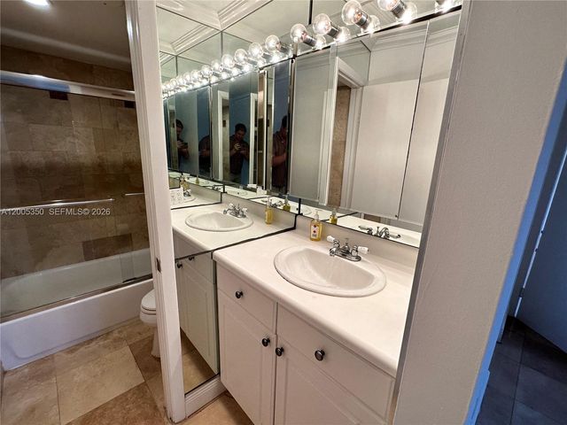 1250 Lincoln Rd 406, Miami Beach, FL 33139