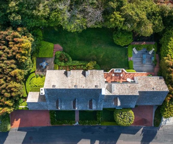 7716 Lookout Drive, La Jolla, CA 92037