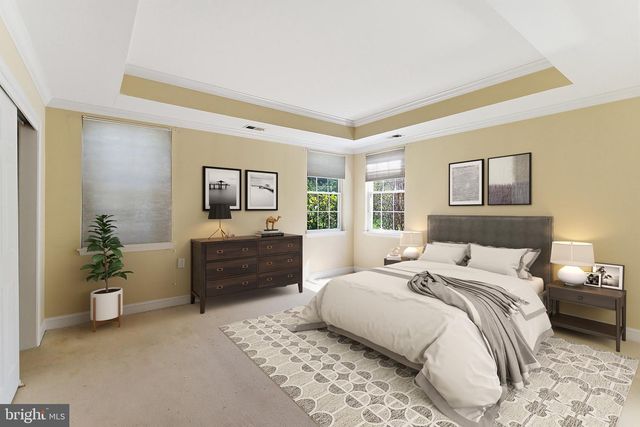 102 HUMMINGBIRD DR, Hamilton, NJ 08690