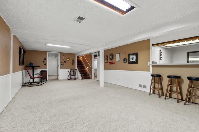 1565 Brookmoor Lane, Portage, MI 49024