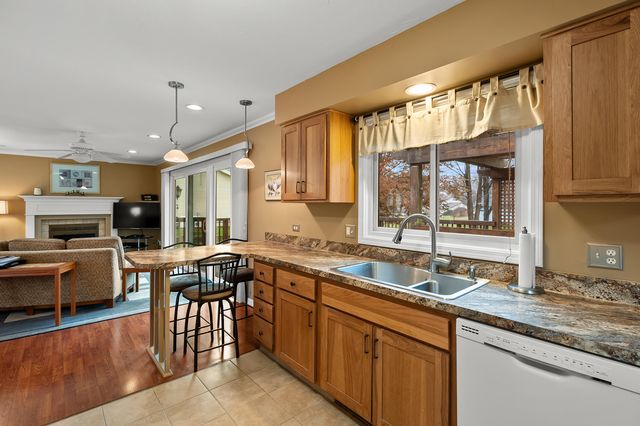 1565 Brookmoor Lane, Portage, MI 49024