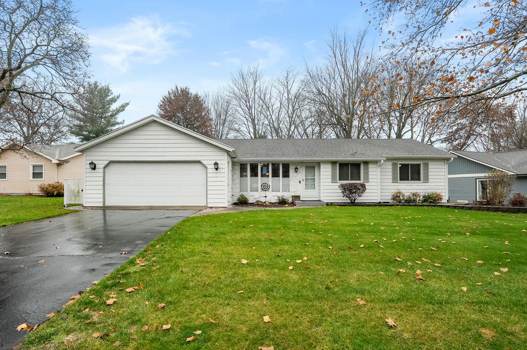 1565 Brookmoor Lane, Portage, MI 49024