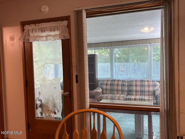 3002 Pinehurst Drive, Toledo, OH 43613
