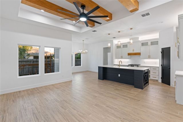 6650 La Salle Dr, Corpus Christi, TX 78414