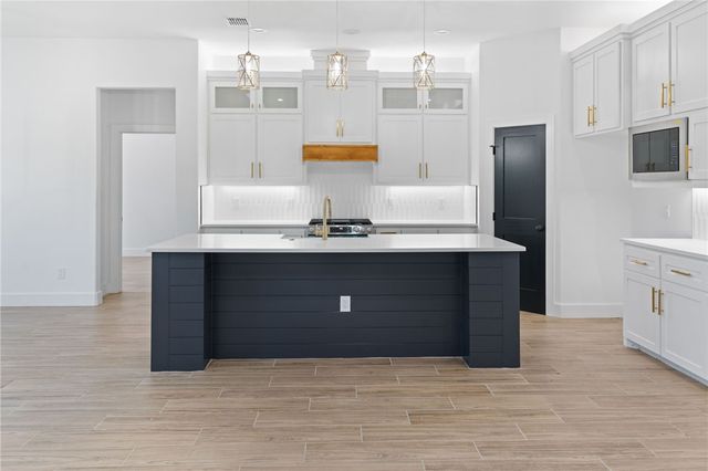 6650 La Salle Dr, Corpus Christi, TX 78414