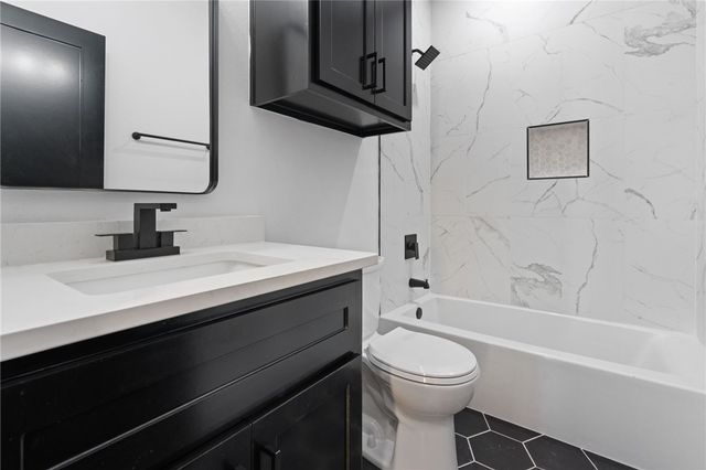 6650 La Salle Dr, Corpus Christi, TX 78414