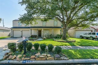 6818 Stonewater, Houston, TX 77084
