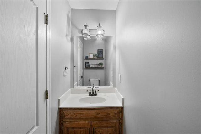9338 NW 86th Terrace, Kansas City, MO 64153