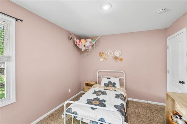 9338 NW 86th Terrace, Kansas City, MO 64153