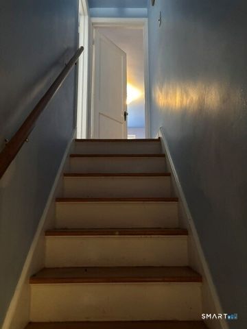 91 College Street, Stratford, CT 06614