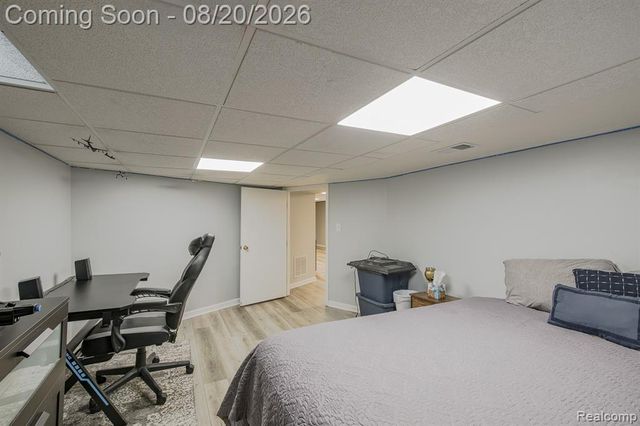 428 Carter Drive, Troy, MI 48098