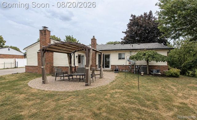 428 Carter Drive, Troy, MI 48098