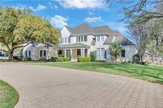 2034 Oak Glen Drive, Mcgregor, TX 76657