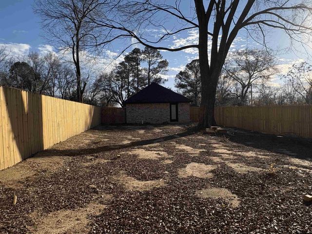 225 McWhorter, Mineola, TX 75773