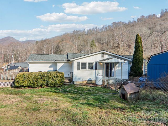 7 Landon Mountain Lane, Weaverville, NC 28787