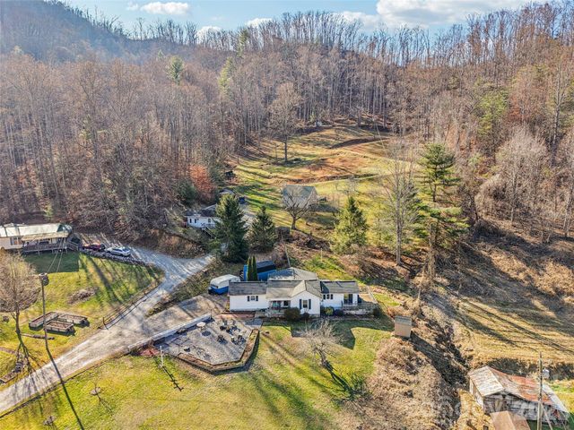 7 Landon Mountain Lane, Weaverville, NC 28787