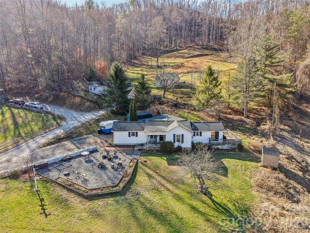 7 Landon Mountain Lane, Weaverville, NC 28787