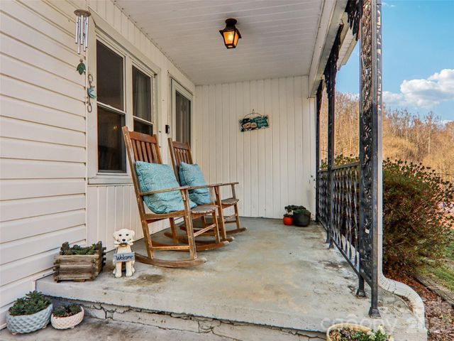 7 Landon Mountain Lane, Weaverville, NC 28787