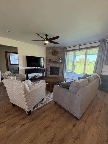N929 QUARRY RIM ROAD, Hortonville, WI 54944
