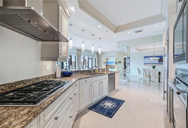 1530 5th AVE S C311, Naples, FL 34102