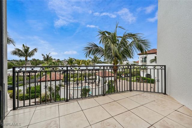 1530 5th AVE S C311, Naples, FL 34102