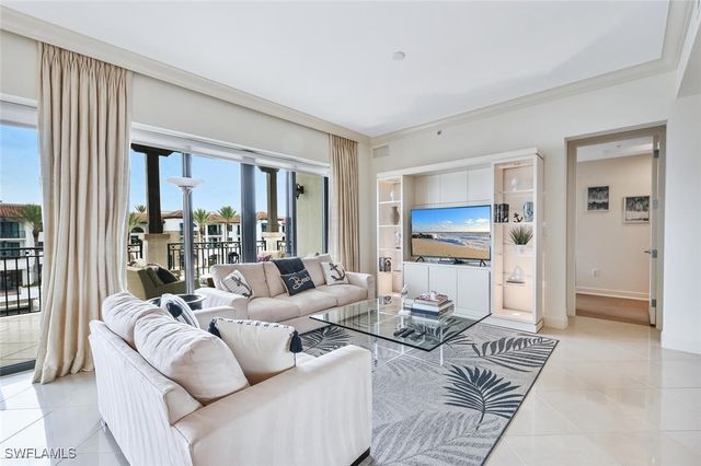 1530 5th AVE S C311, Naples, FL 34102