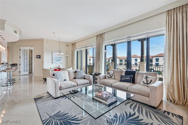 1530 5th AVE S C311, Naples, FL 34102