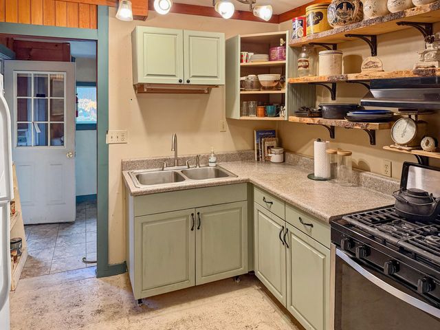 8458 Newcomb Road, Long Lake, NY 12847