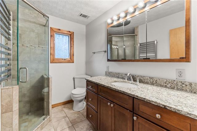 5530 Bourbon Drive, Gainesville, GA 30506