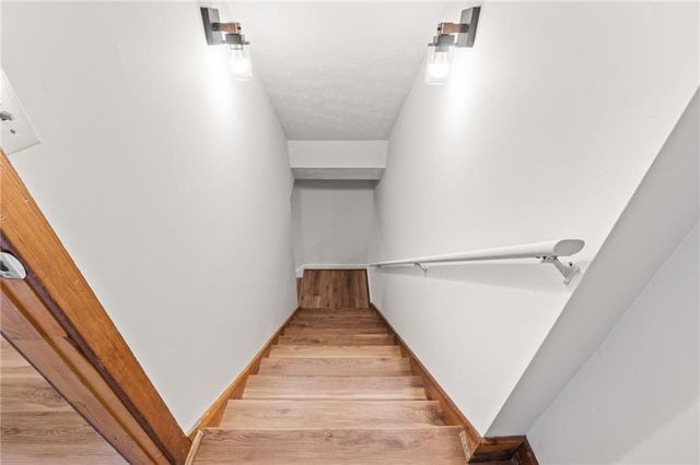5530 Bourbon Drive, Gainesville, GA 30506