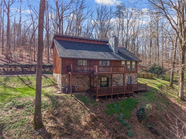 5530 Bourbon Drive, Gainesville, GA 30506