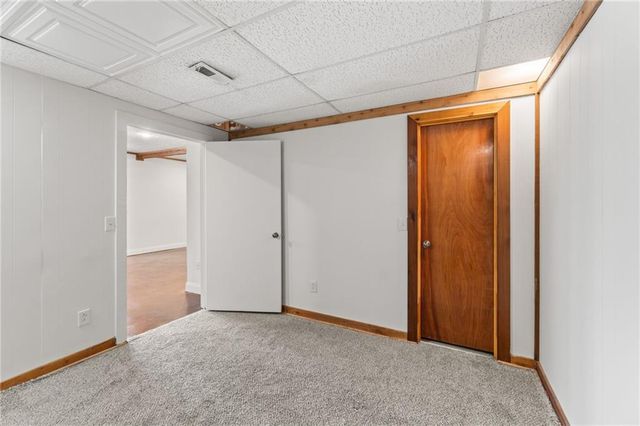 5530 Bourbon Drive, Gainesville, GA 30506