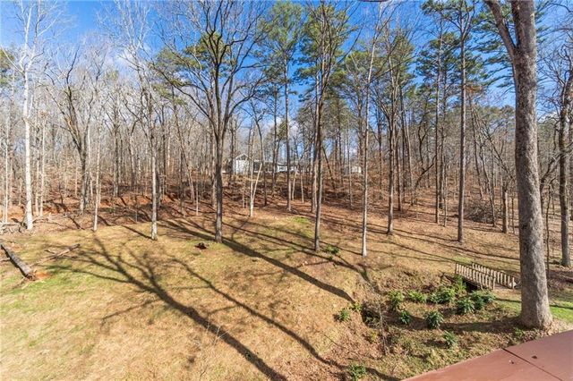 5530 Bourbon Drive, Gainesville, GA 30506