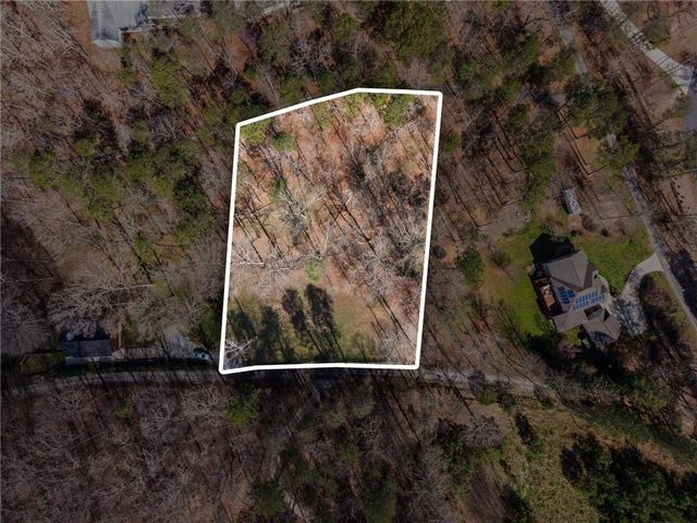 5530 Bourbon Drive, Gainesville, GA 30506