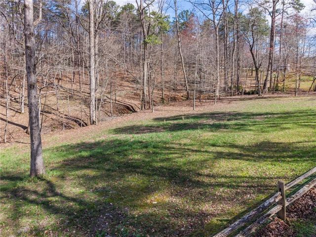 5530 Bourbon Drive, Gainesville, GA 30506