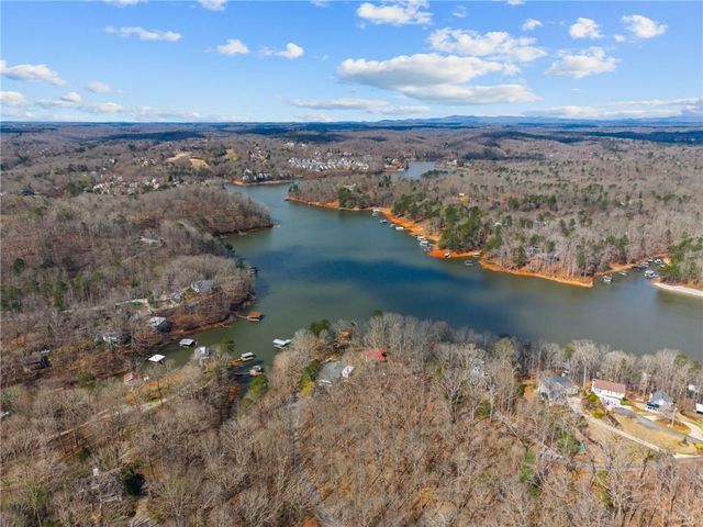 5530 Bourbon Drive, Gainesville, GA 30506