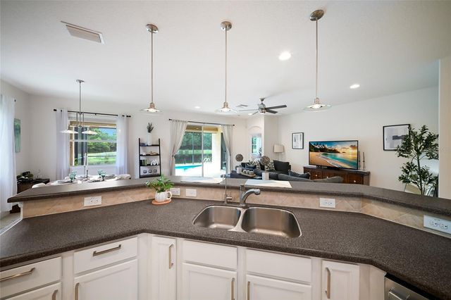 12287 LAVENDER LOOP, Bradenton, FL 34212