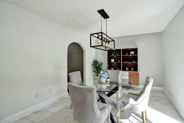 9841 NW 9th Court, Plantation, FL 33324